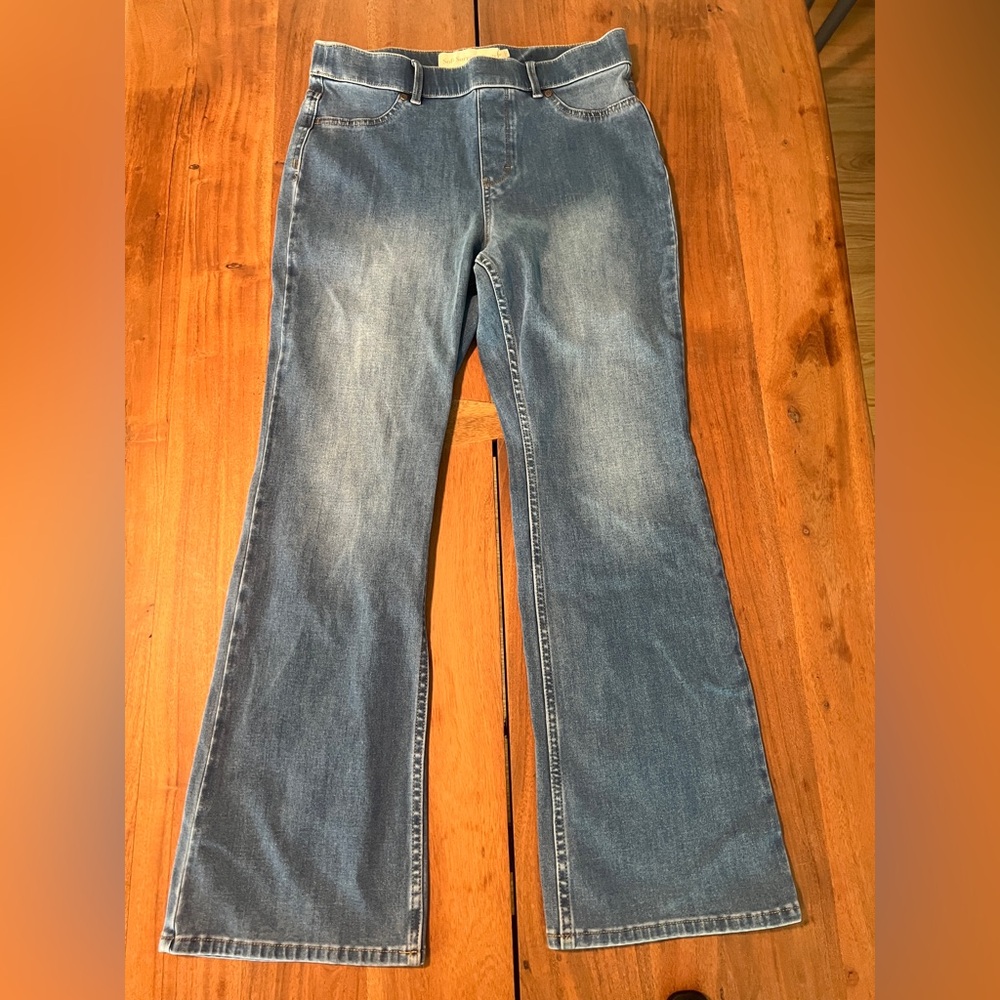 Soft Surroundings Ultimate Denim Pull-On Bootcut Jeans Medium